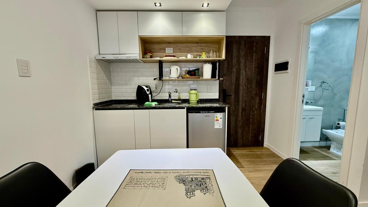 Foto de Departamento monoambiente en venta, a metros de costanera, cochera, imagen 4