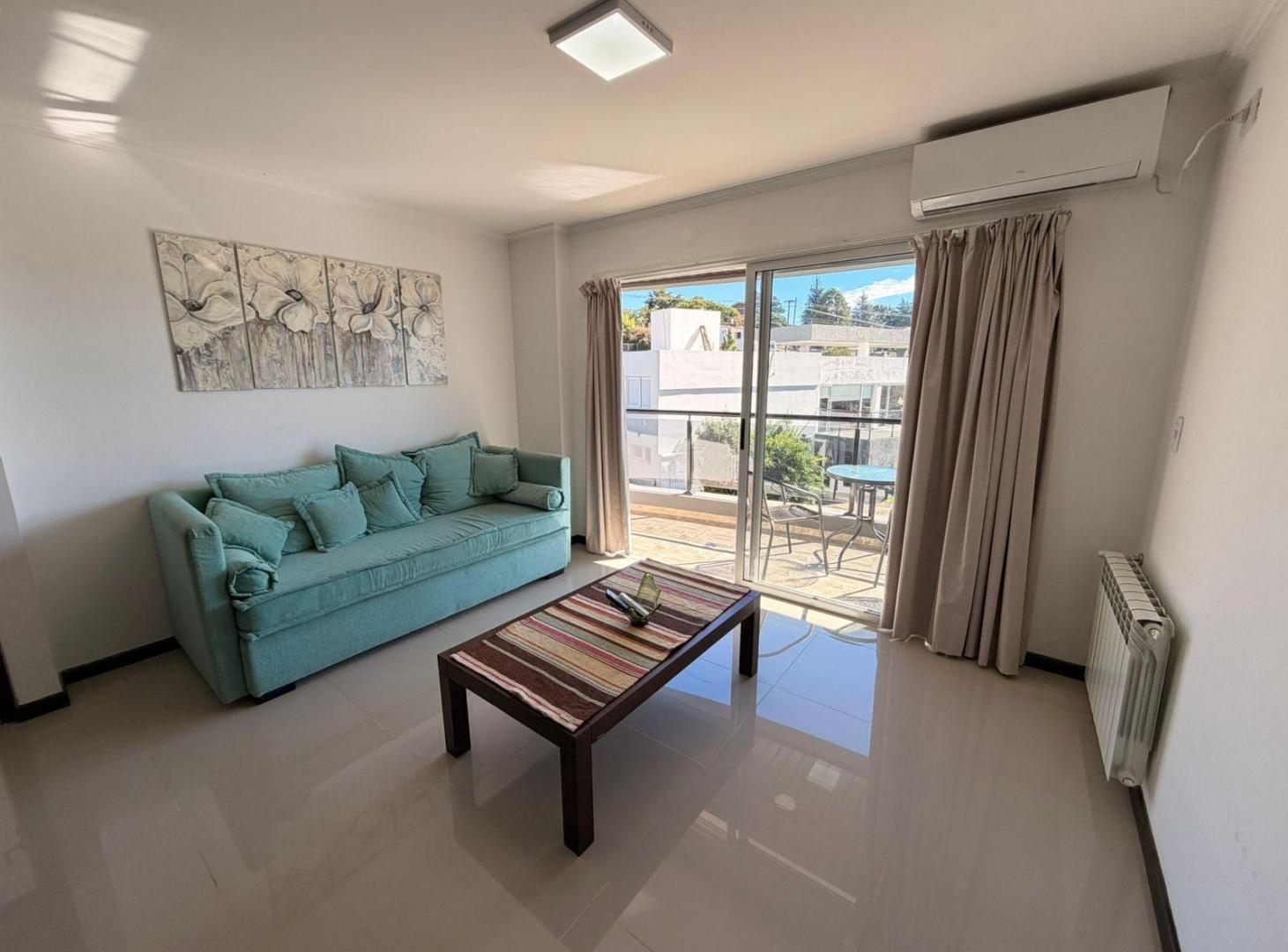 Foto de Venta Departamento 2 dormitorios con balcón, vista, cochera y amenities, imagen 3