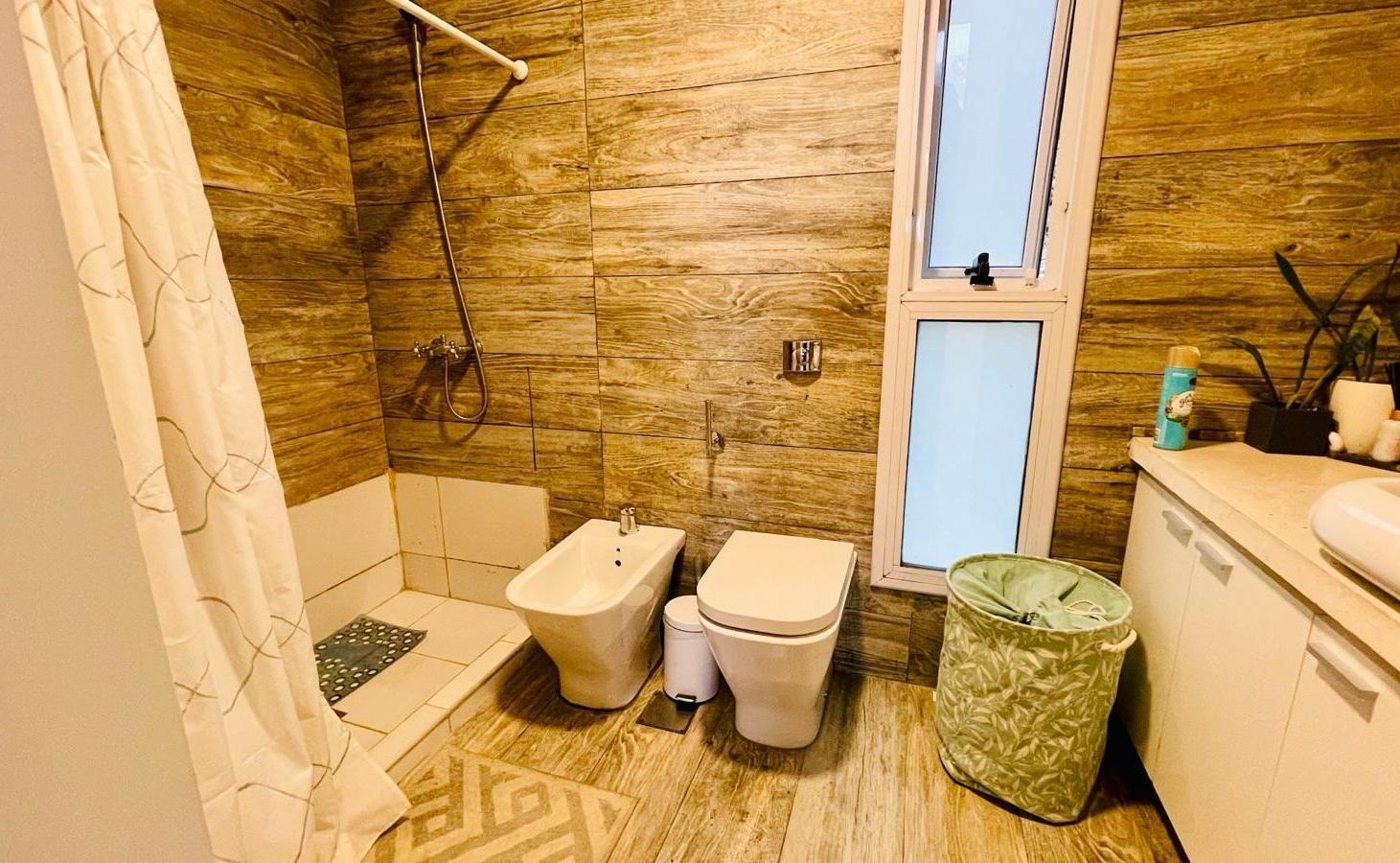 Foto de Venta Casa de categoría, 3 dormitorios, 3 baños, Country TIierrAlta, a, imagen 2