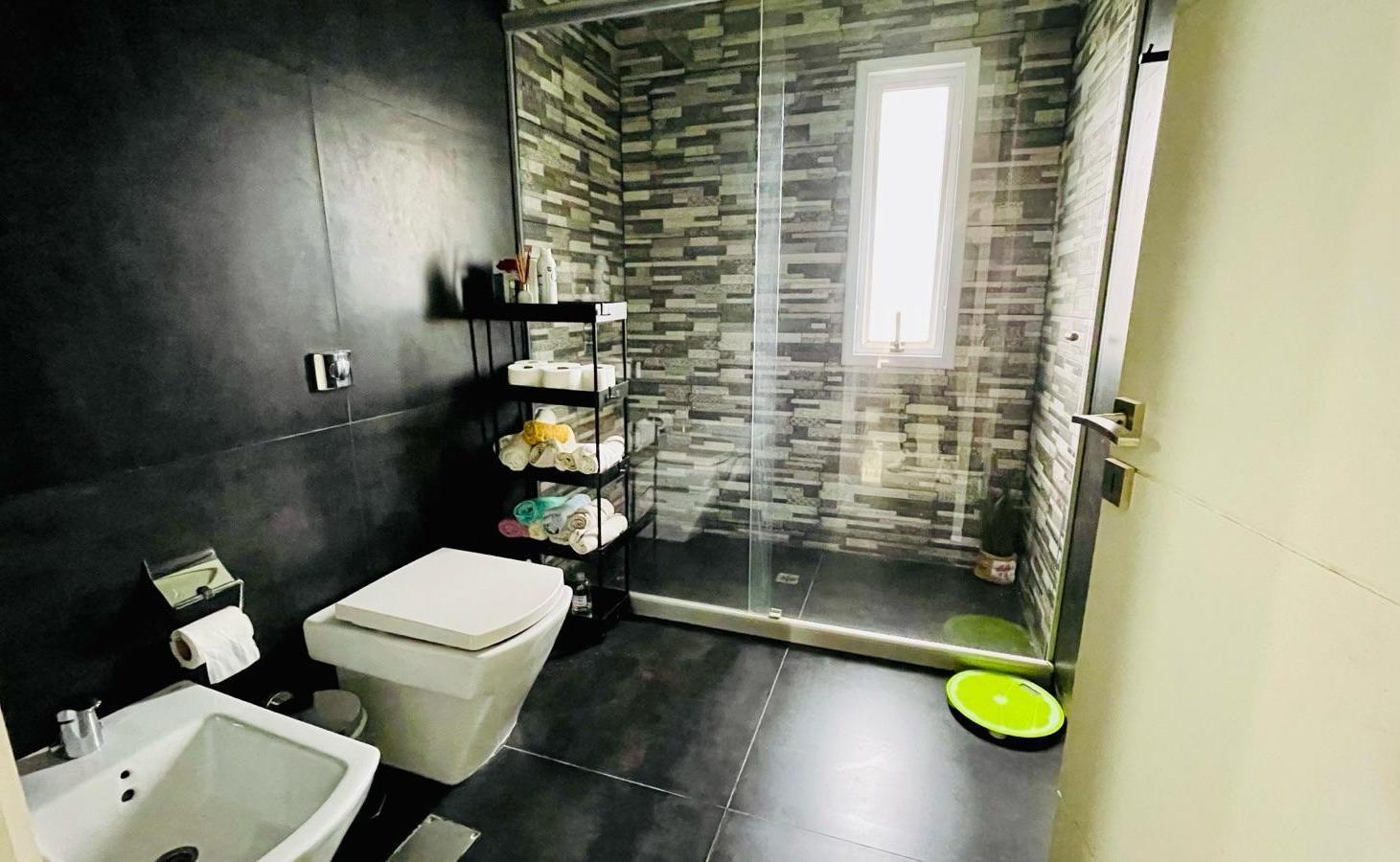 Foto de Venta Casa de categoría, 3 dormitorios, 3 baños, Country TIierrAlta, a, imagen 4