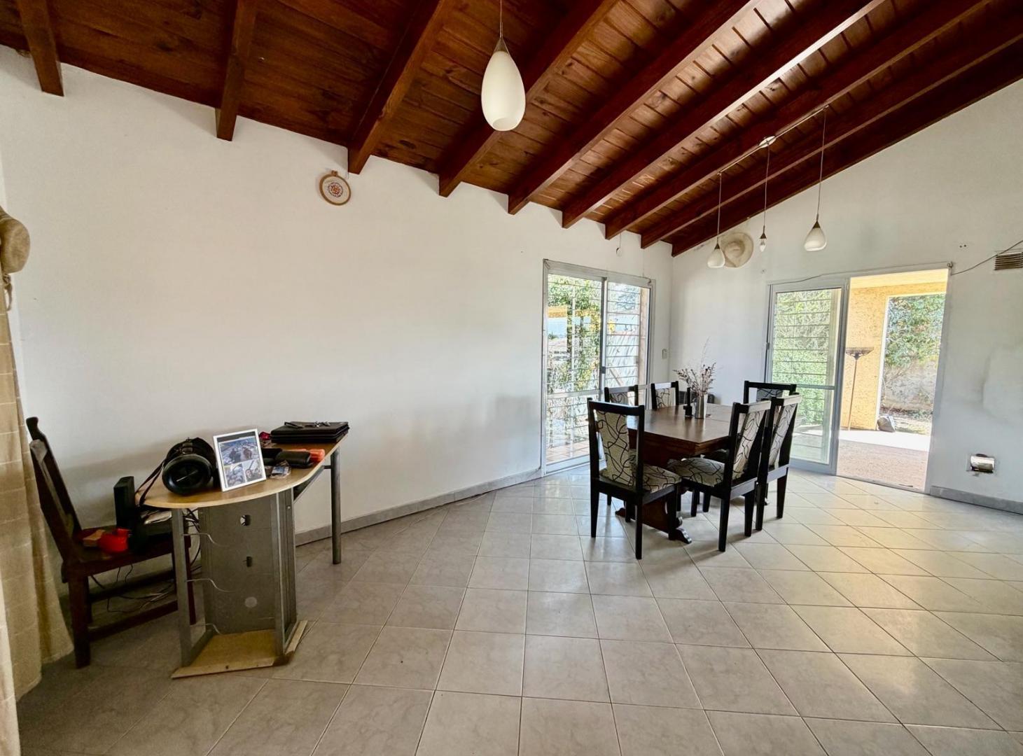 Foto de Casa en venta, 3 dormitorios, 2 baños, cochera. San Antonio De Arredondo, imagen 3