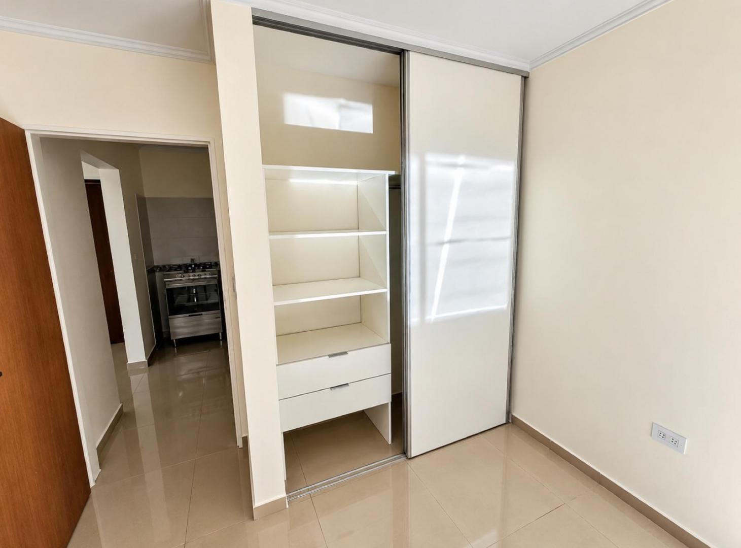 Foto de Departamento de un dormitorio a 3 cuadras de la peatonal del Centro de, imagen 4