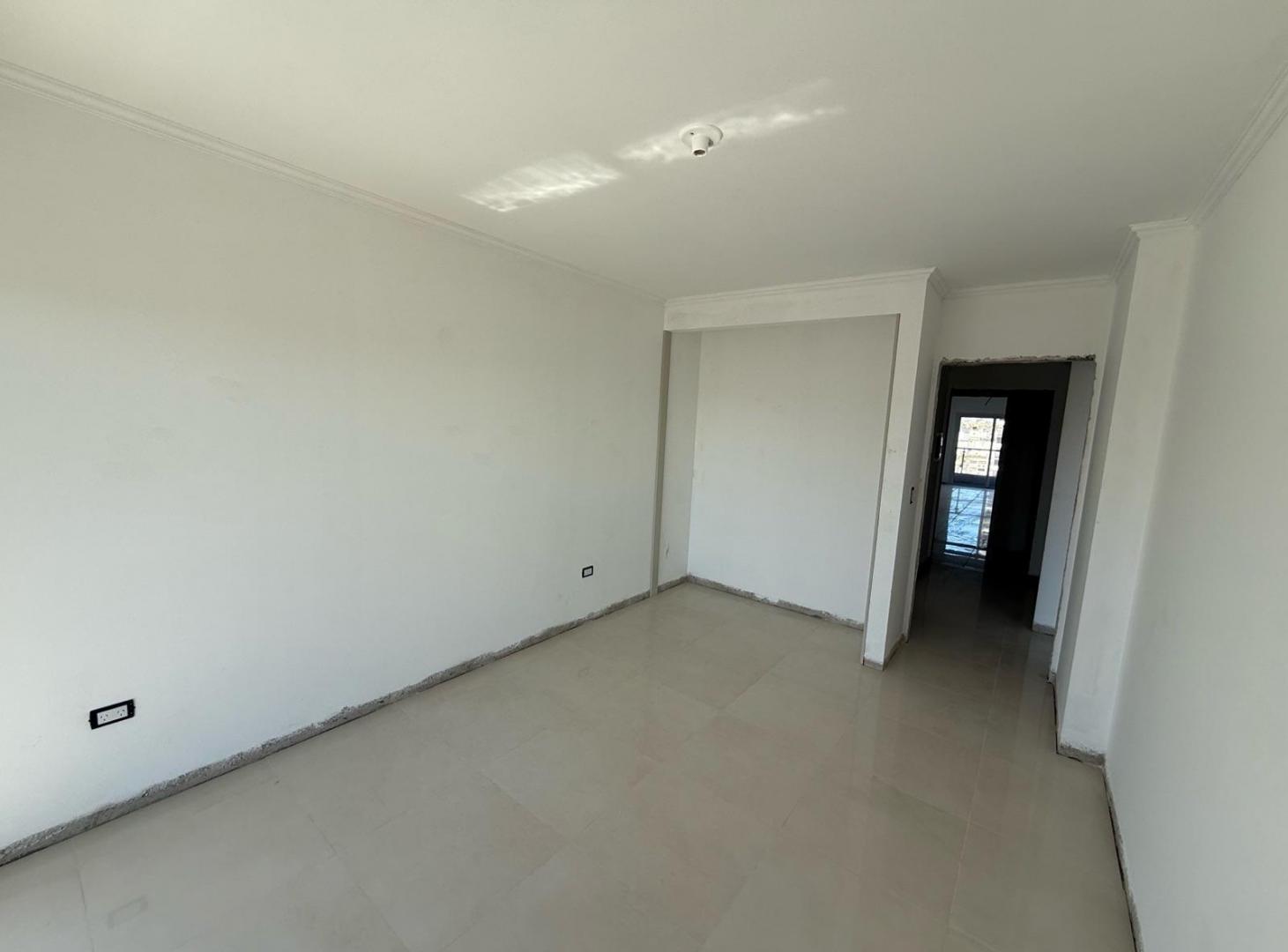 Foto de Venta Departamento, 3 dormitorios, 2 baños, balcon, vista al lago, imagen 4