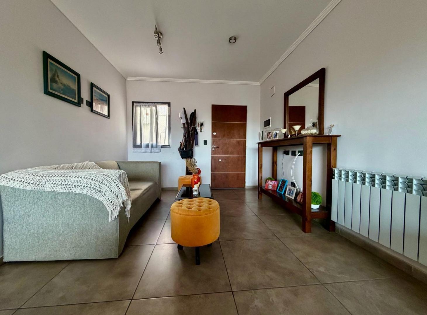 Foto de Venta Departamento 3 dormitorios, 2 baños, cochera. Centro, Villa, imagen 4