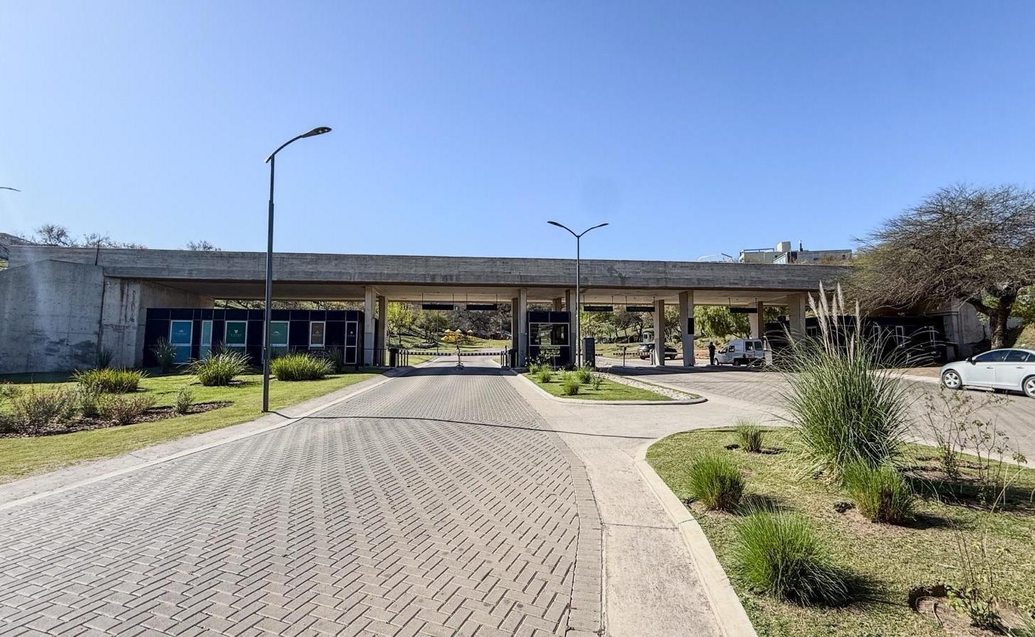 Venta Terreno, 1330 m2, La deseada Country, Calera.