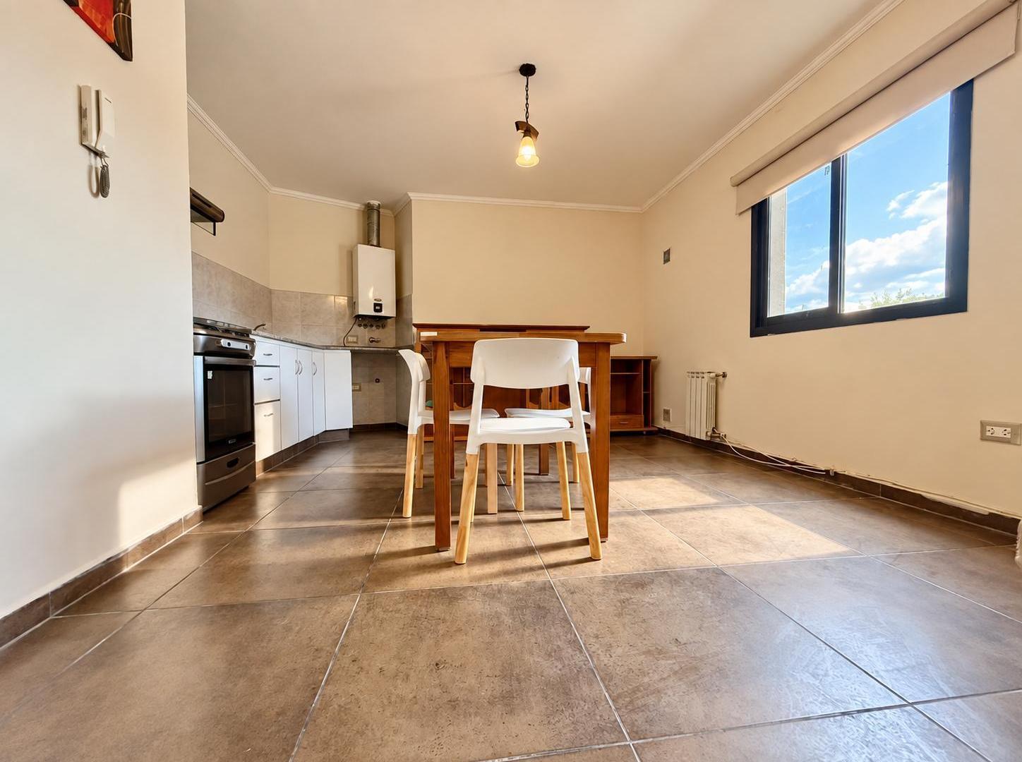 Foto de Venta Departamento 1 dormitorio, cochera. Centro. Villa Carlos Paz, imagen 2