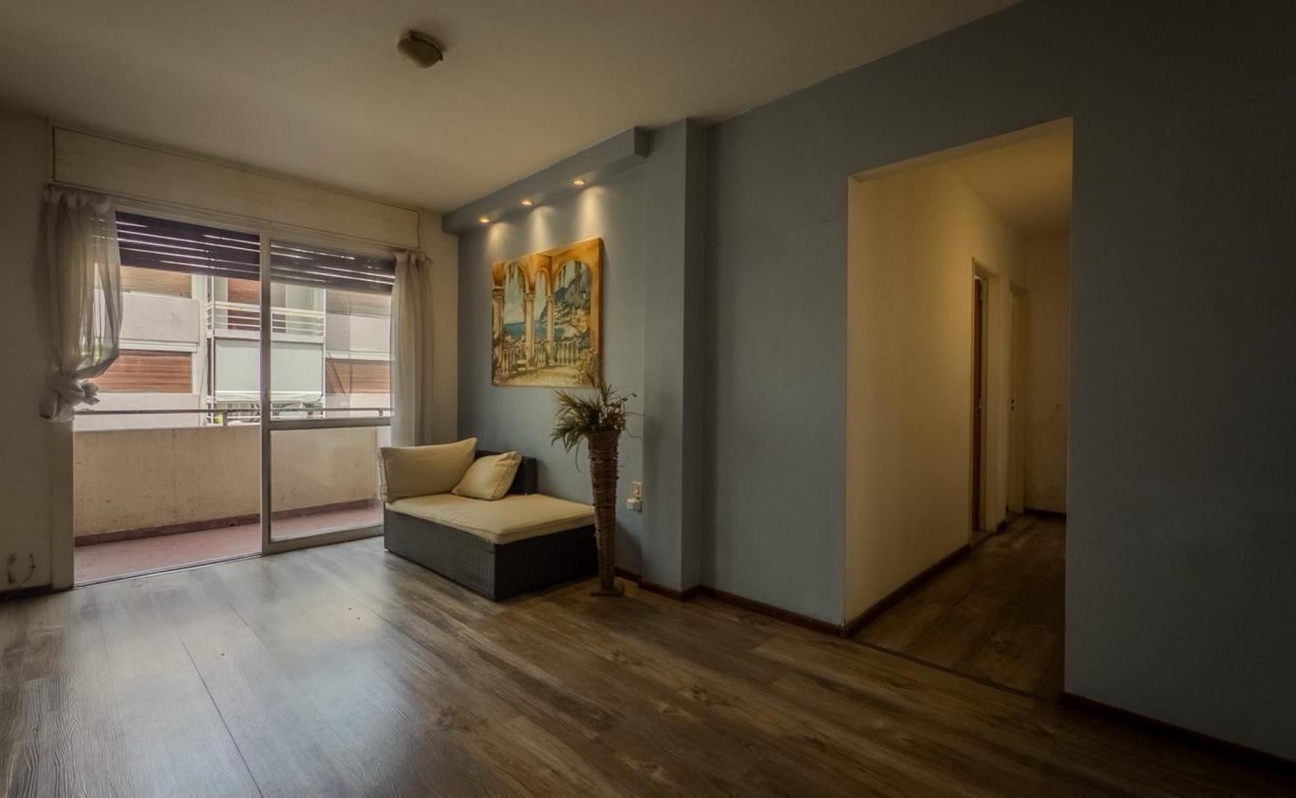 Foto de Departamento en venta 2 dormitorios, 1 baño, balcón y lavadero. Bº, imagen 3