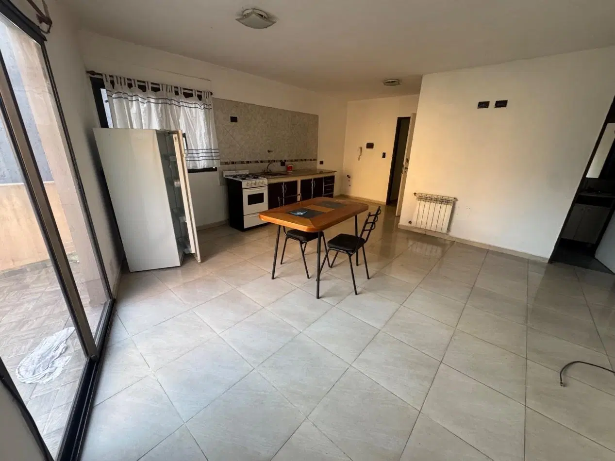 Departamento en alquiler anual zona Cucu 2