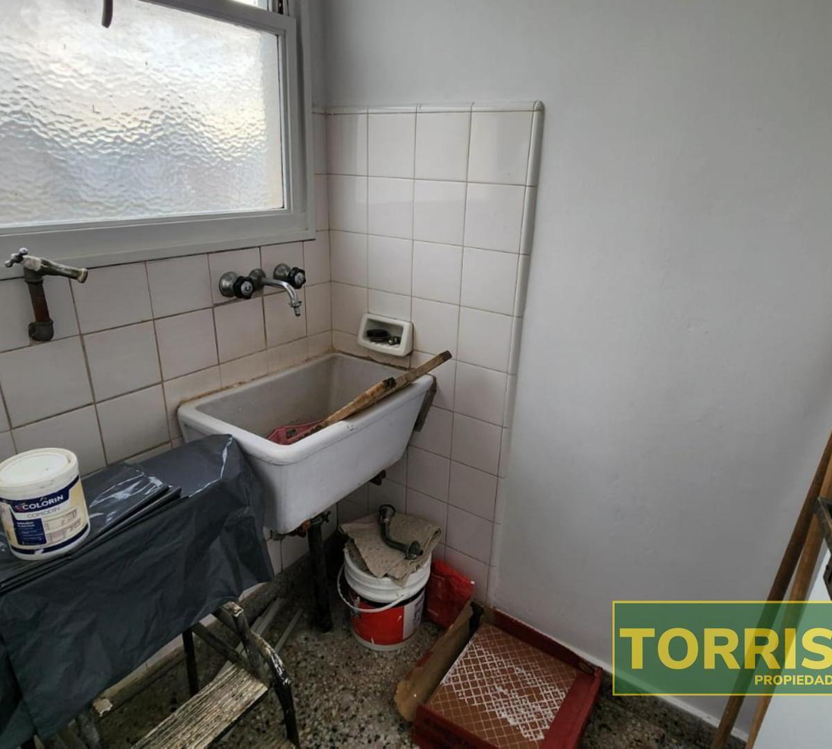 Venta - Dto 4 Amb C/cochera - Bacacay 1800 - Flores 4