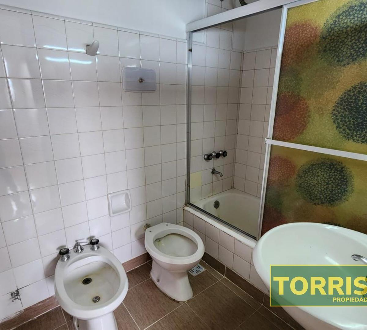 Venta - Dto 4 Amb C/cochera - Bacacay 1800 - Flores 5