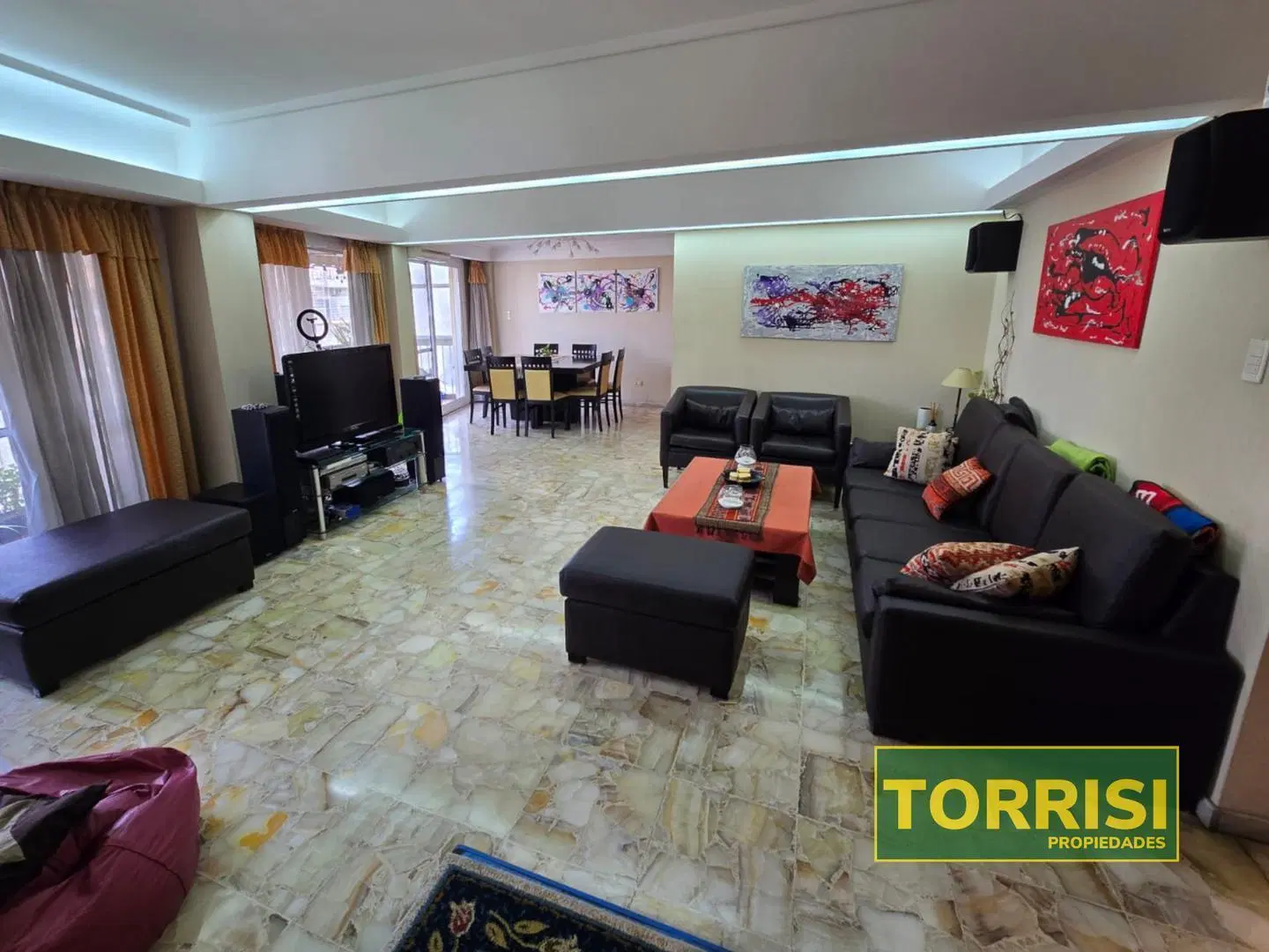 VENTA 4AMB 143M2 DEP/BALCON/ESP GUARDACOCHE - J.M.MORENO 200 2