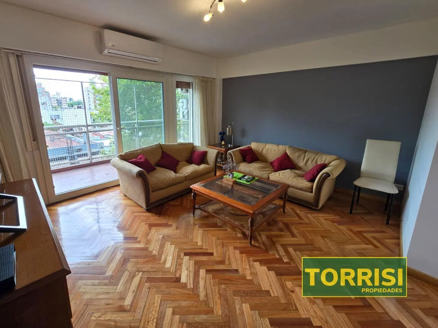 VENTA 107M2 4AMB DEP. COCH. - AV. CASEROS 2900 P. PATRICIOS 5