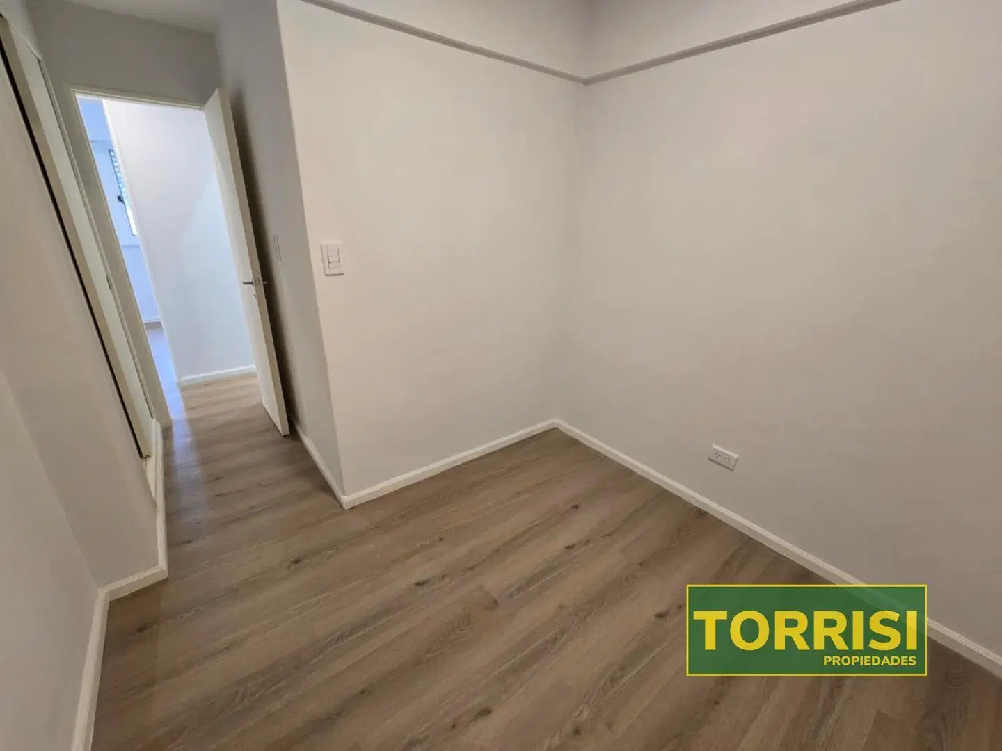 VENTA 3AMB BALCON 52M2 RECICLADO - LA RIOJA 1200 S.CRISTOBAL 4