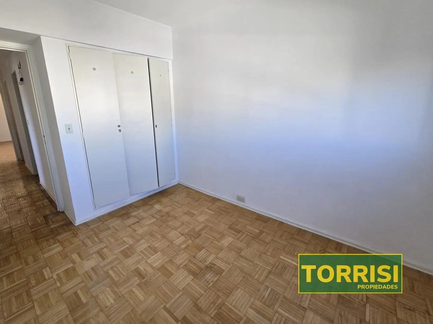 VENTA - DTO 80m2 4 AMB C/COCHERA - BACACAY 1800 - FLORES 1