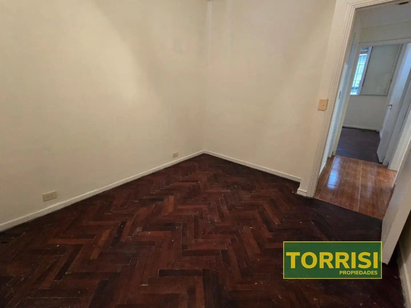 VENTA 4 AMB C/PATIO 66 m2 - PERON 1400 - SAN NICOLAS 5