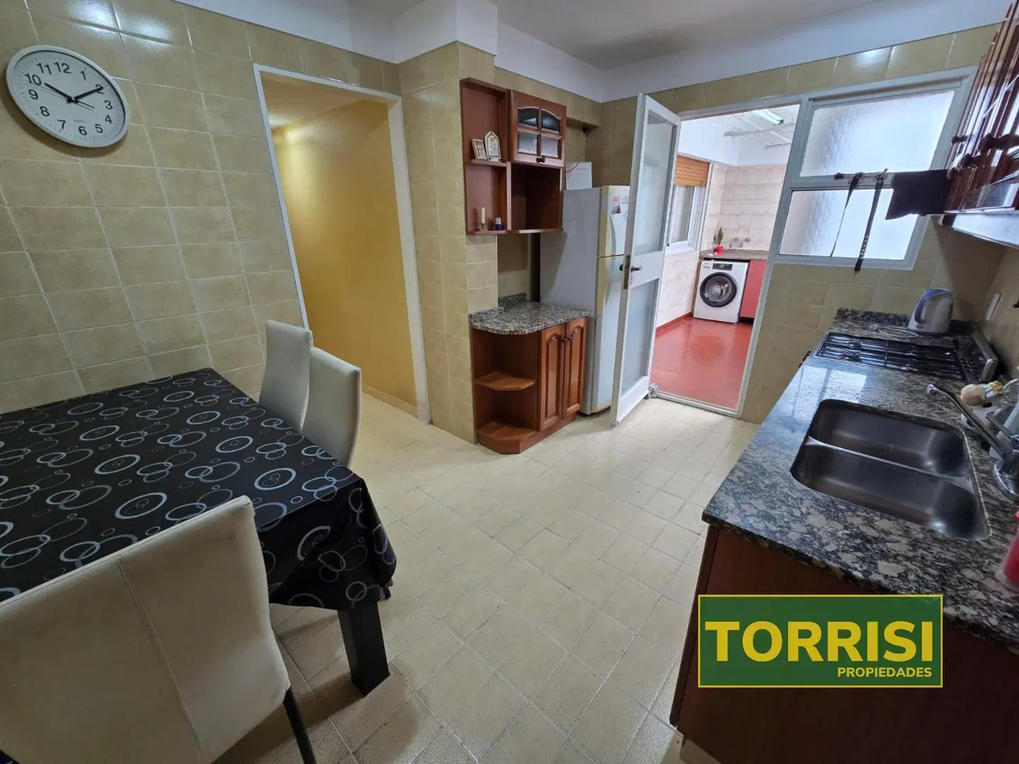 VENTA 107M2 4AMB DEP. COCH. - AV. CASEROS 2900 P. PATRICIOS 5
