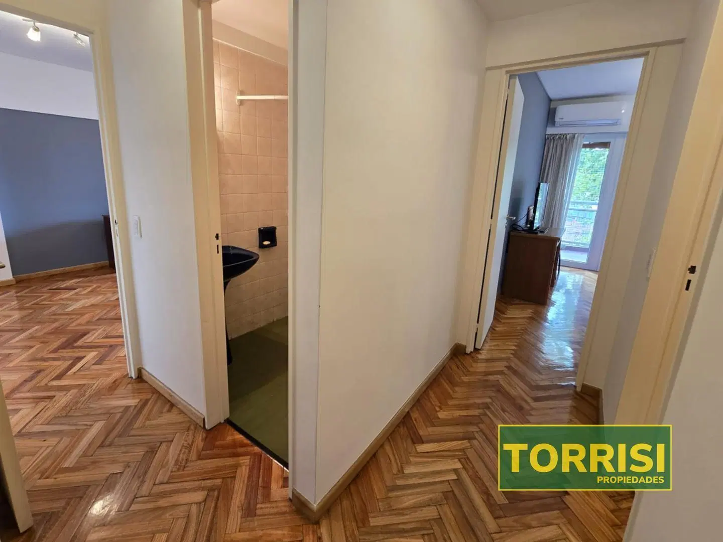 VENTA 107M2 4AMB DEP. COCH. - AV. CASEROS 2900 P. PATRICIOS 2