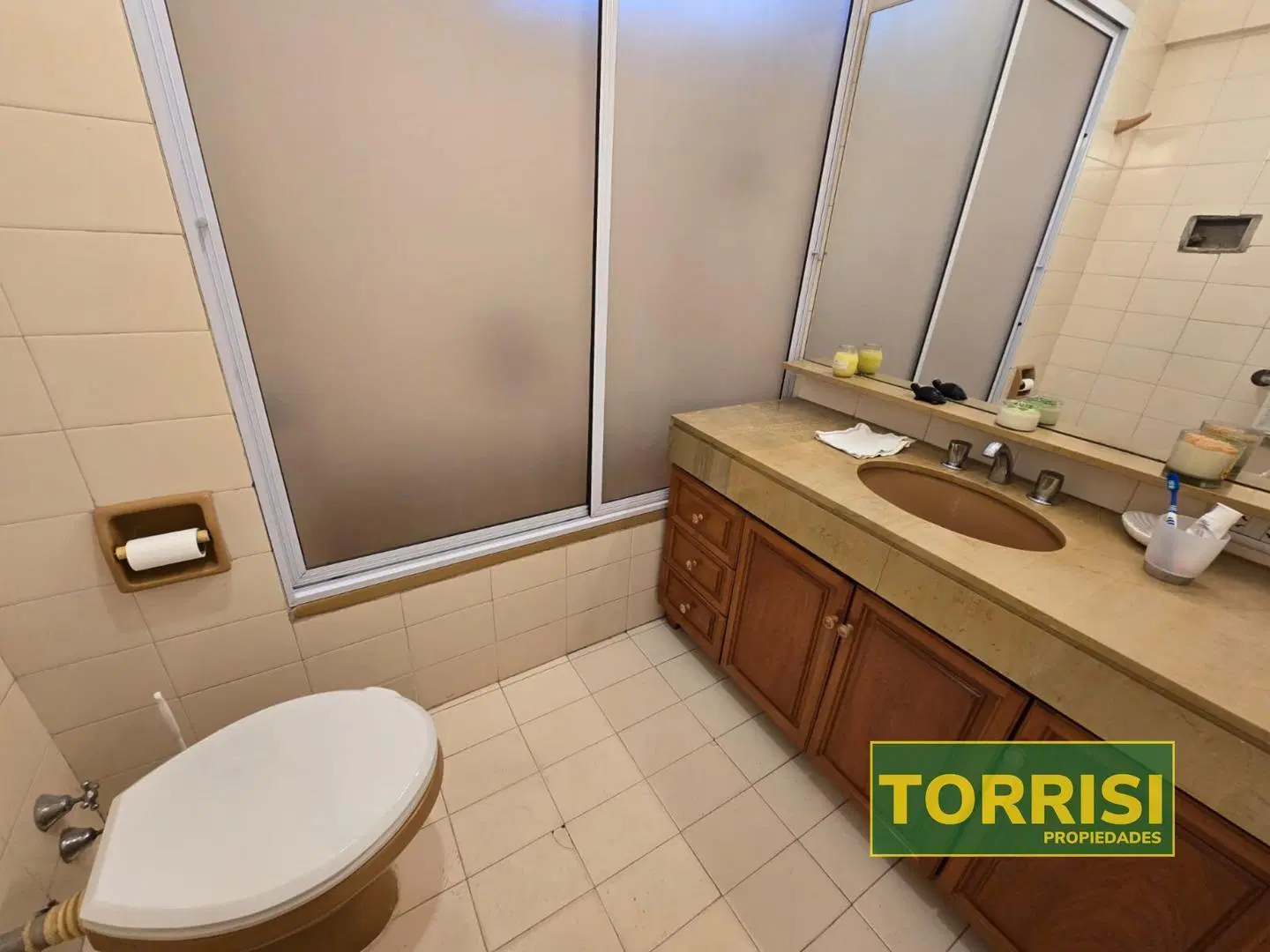 VENTA 107M2 4AMB DEP. COCH. - AV. CASEROS 2900 P. PATRICIOS 3
