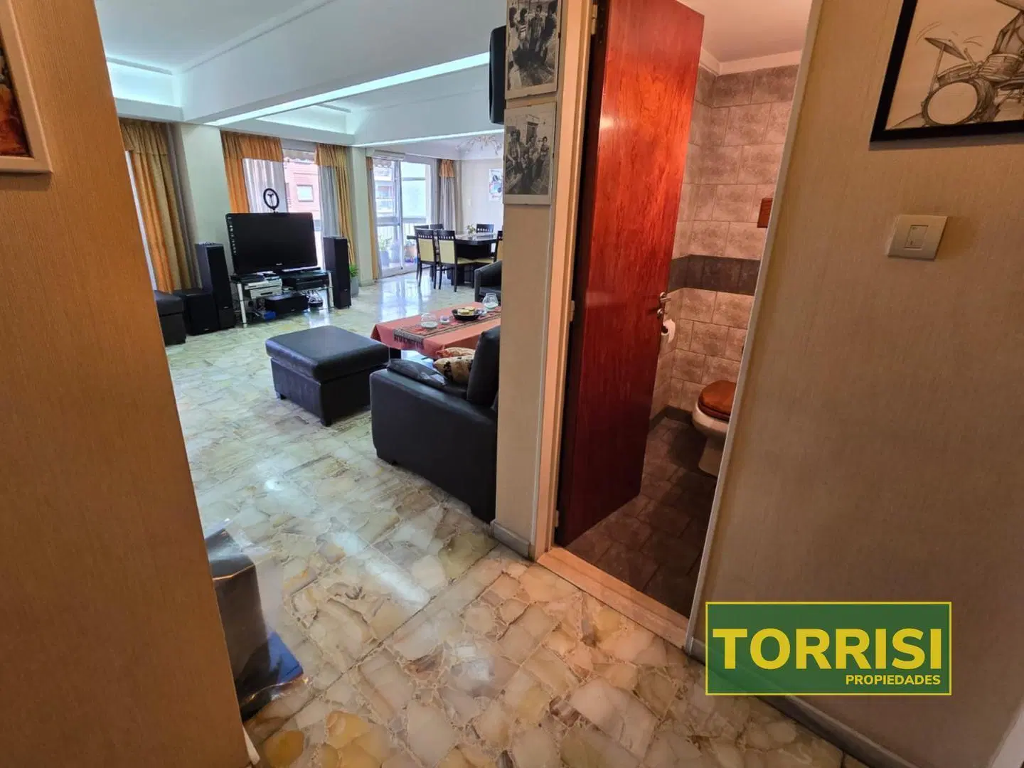 VENTA 4AMB 143M2 DEP/BALCON/ESP GUARDACOCHE - J.M.MORENO 200 8