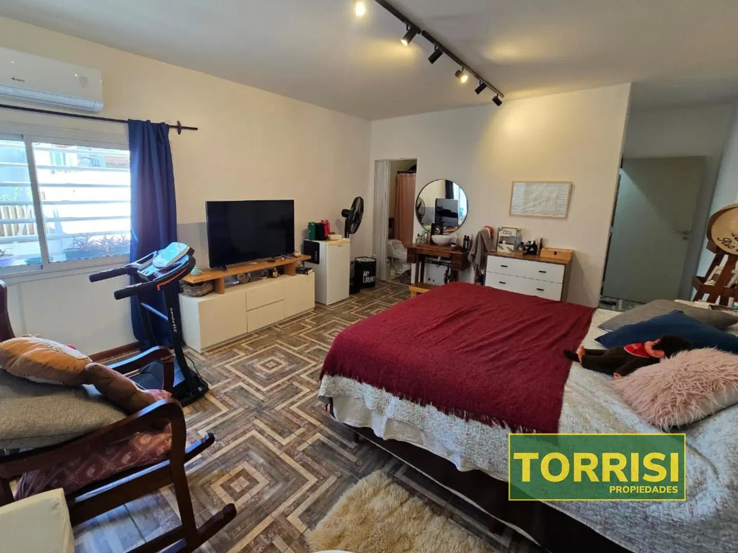 CASA 200m2 5amb LOTE PROP TERR PATIO COCH YAPEYÚ 500 ALMAGRO 3