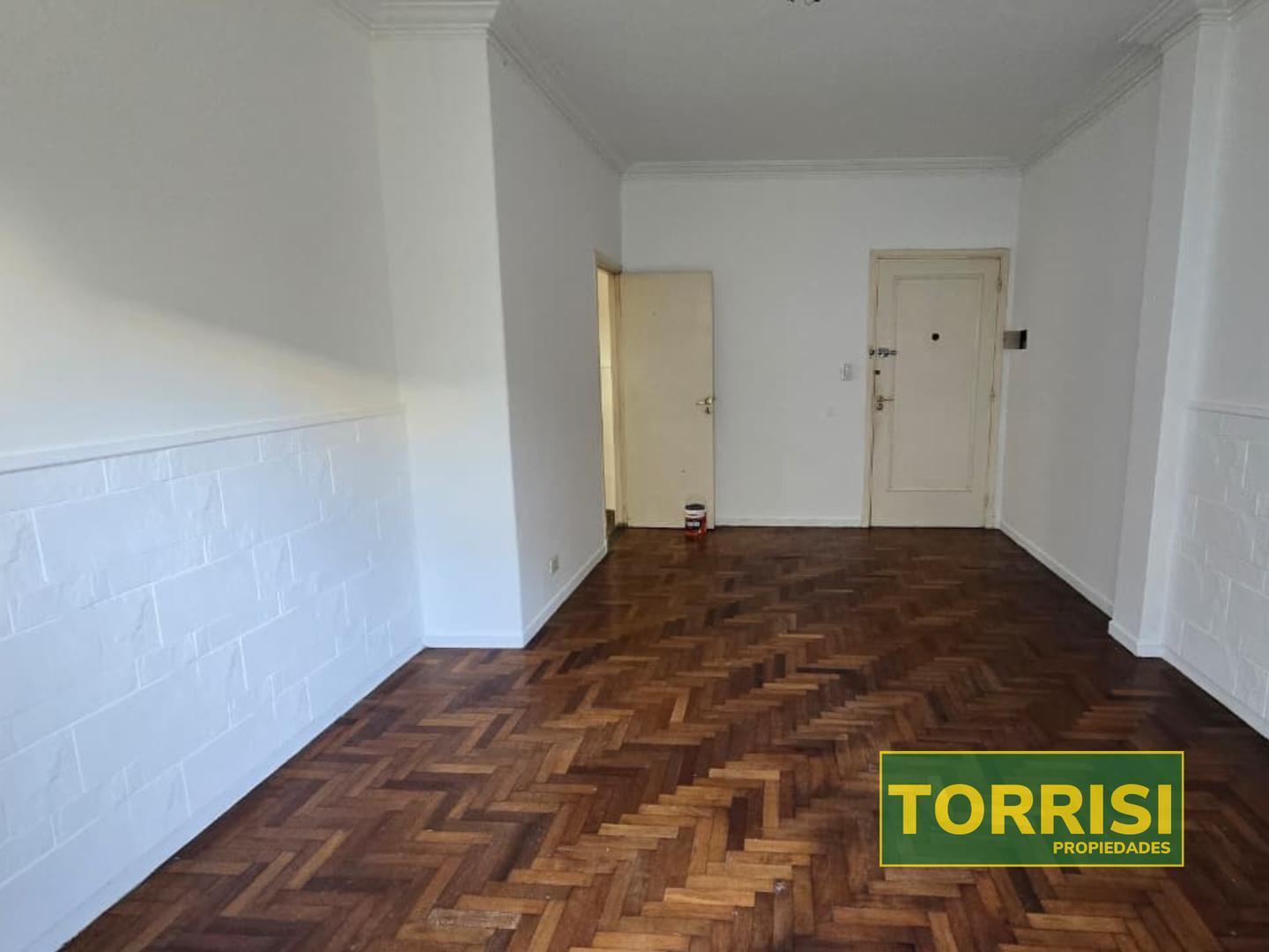 Foto de VENTA TIPO PH 3AMB C/PATIO 77M2 ESCALADA 1700 P. AVELLANEDA, imagen 4