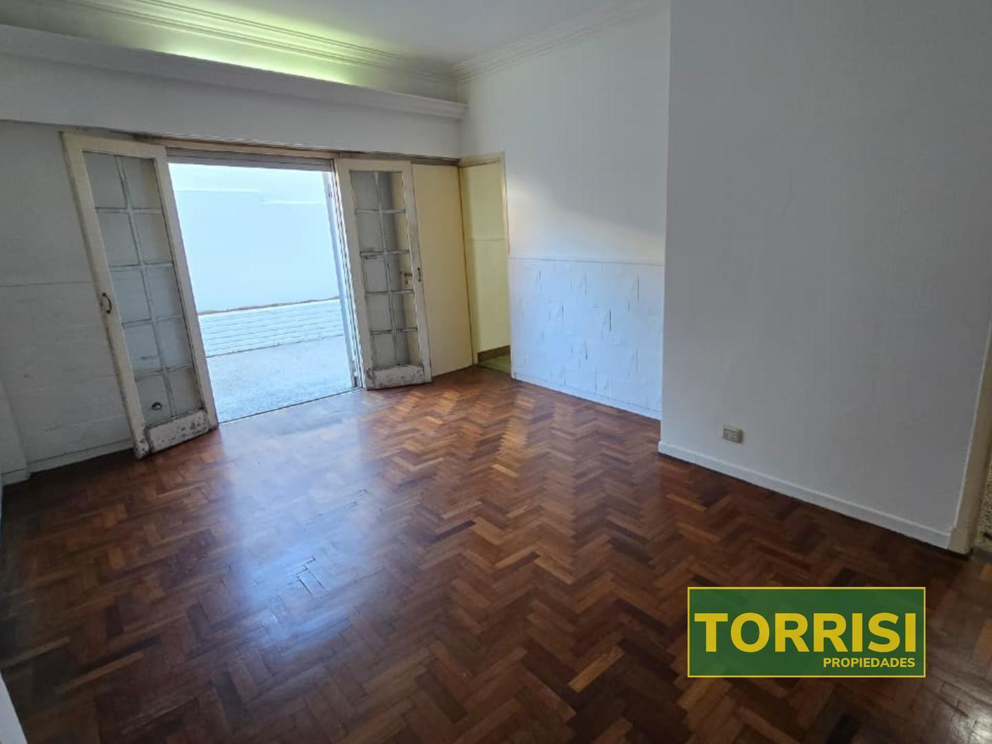Foto de VENTA TIPO PH 3AMB C/PATIO 77M2 ESCALADA 1700 P. AVELLANEDA, imagen 2