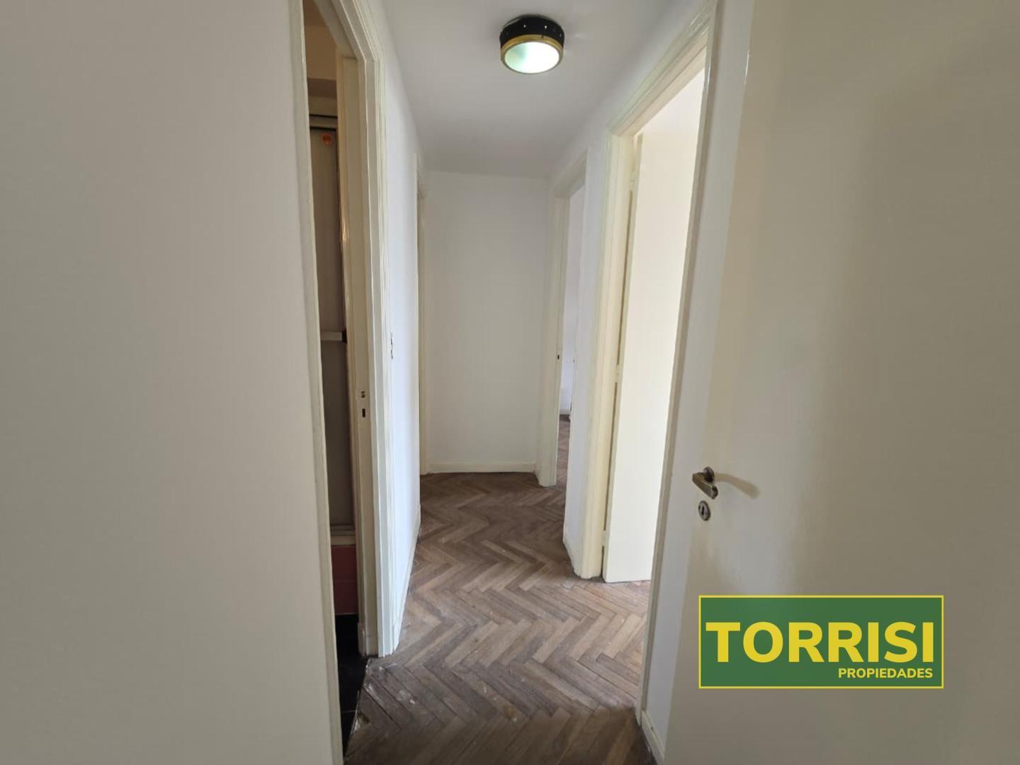 Foto de VENTA 4AMB 77M2 C/ BAL Y DEP. - AV.RIVADAVIA 4200 CABALLITO, imagen 5
