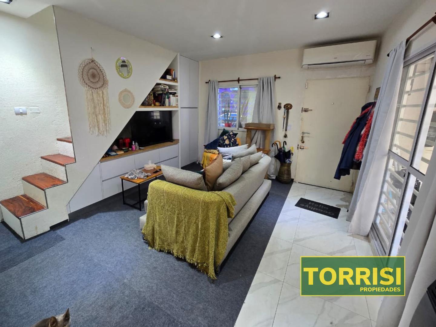 Foto de CASA 200m2 5amb LOTE PROP TERRAZA COCHERA YAPEYÚ 500 ALMAGRO, imagen 3