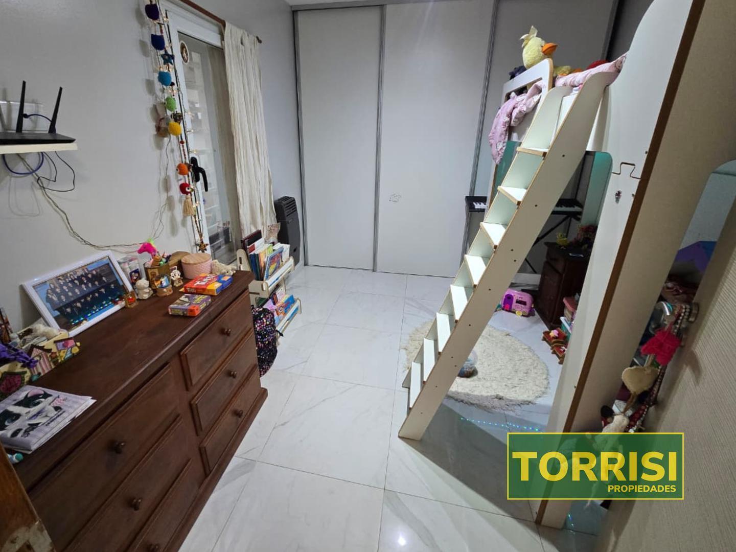 Foto de CASA 200m2 5amb LOTE PROP TERRAZA COCHERA YAPEYÚ 500 ALMAGRO, imagen 2