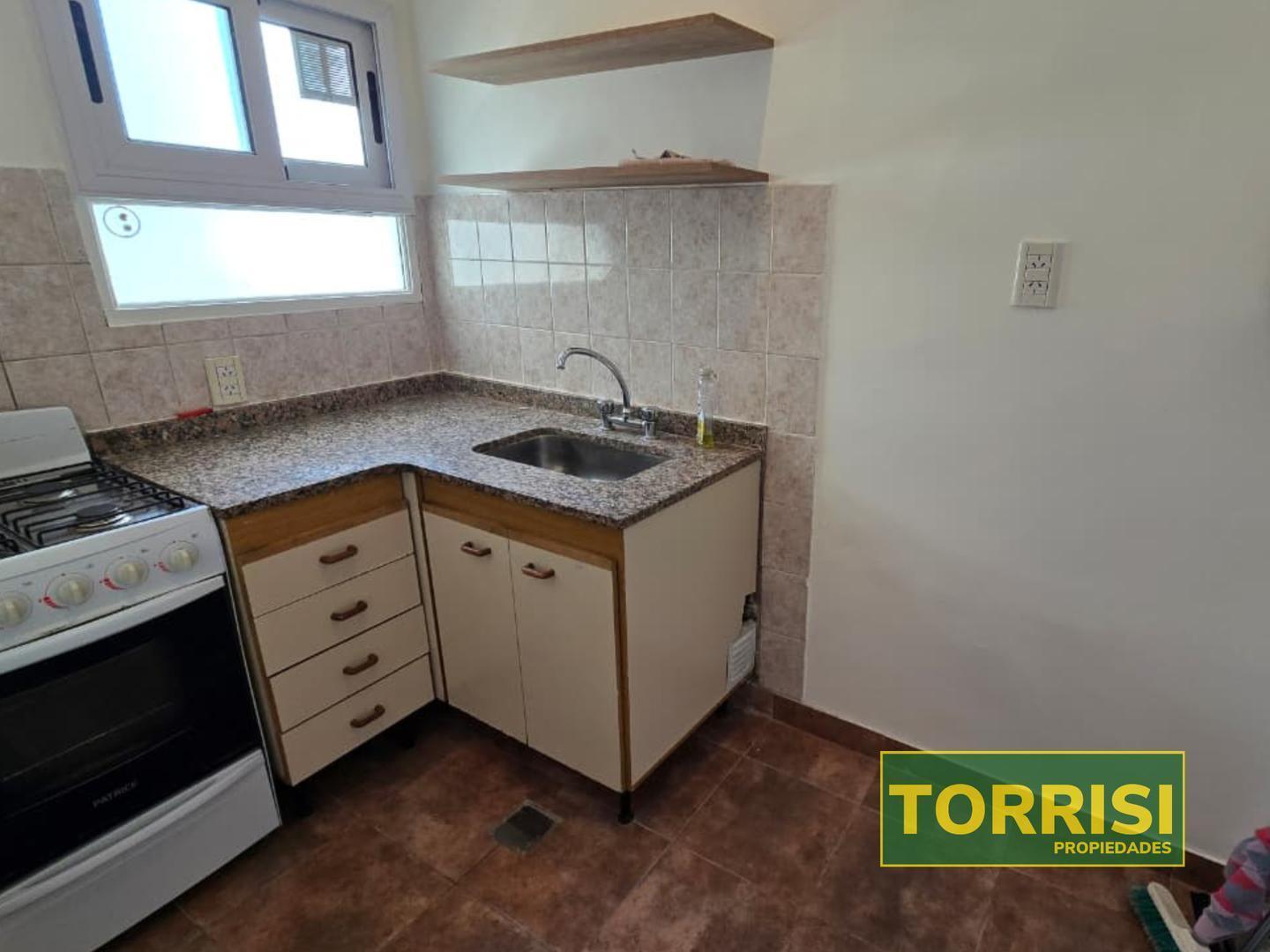 Foto de VENTA 2 AMB 34m2 - ARANGUREN 200 - CABALLITO, imagen 2