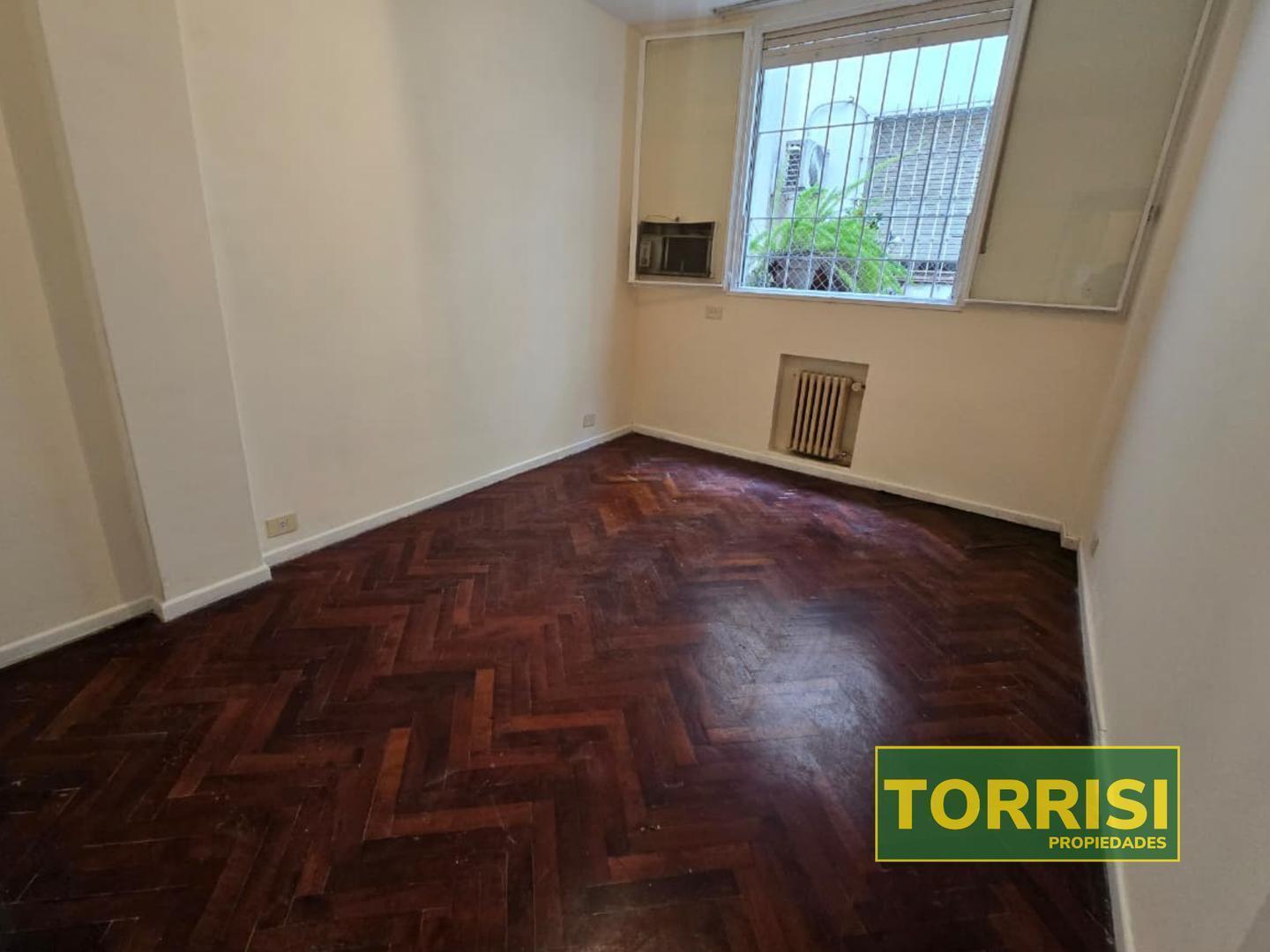 Foto de VENTA 4 AMB C/PATIO 66 m2 - PERON 1400 - SAN NICOLAS, imagen 5