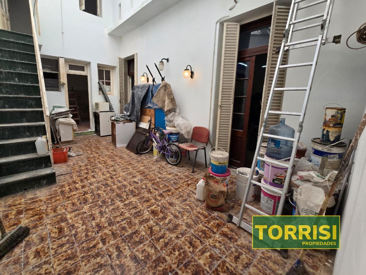 Foto de VENTA LOTE PROP 158M2 4AMB TERRAZA AVELLANEDA 300 CABALLITO, imagen 4