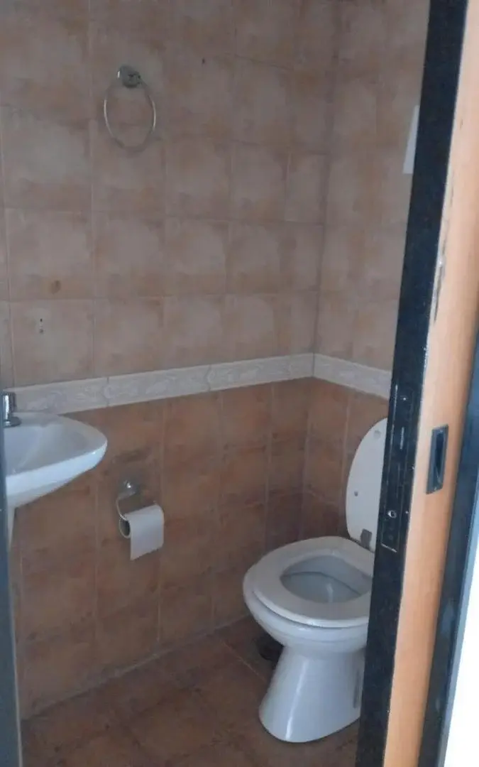 OPORTUNIDAD LOCAL COMERCIAL EN PALERMO CON VIDRIERA A LA CALLE ZONA OUTLETS 5