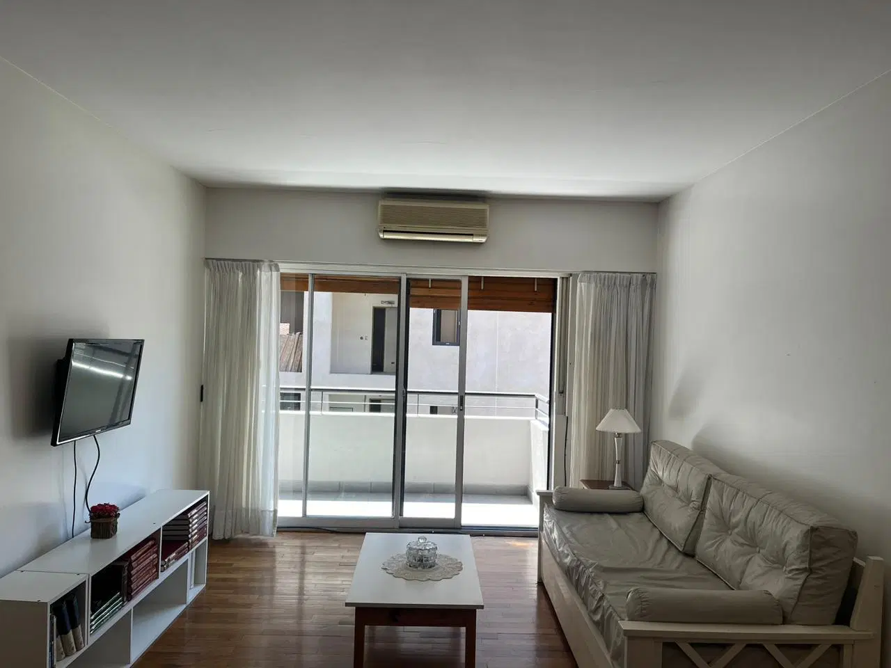 2 AMB AMUEBLADO 60 M² CON COCHERA EN LA MEJOR ZONA DE LAS CAÑITAS 3