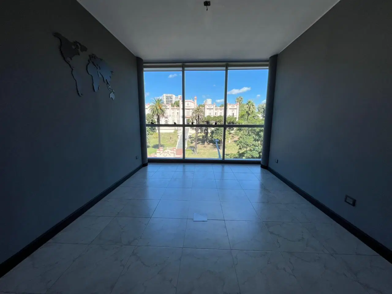 OFICINA 45 M² EN EXCLUSIVO EDIFICIO DE CATEGORÍA SEG 24 HS 4