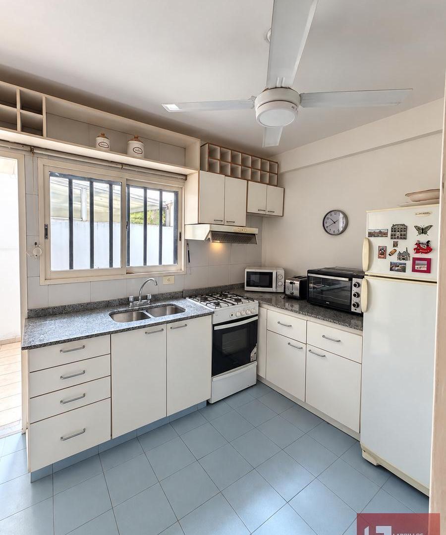 Foto de Venta 2 AMBIENTES CON PATIO, BALCÓN Y BAULERA, imagen 3