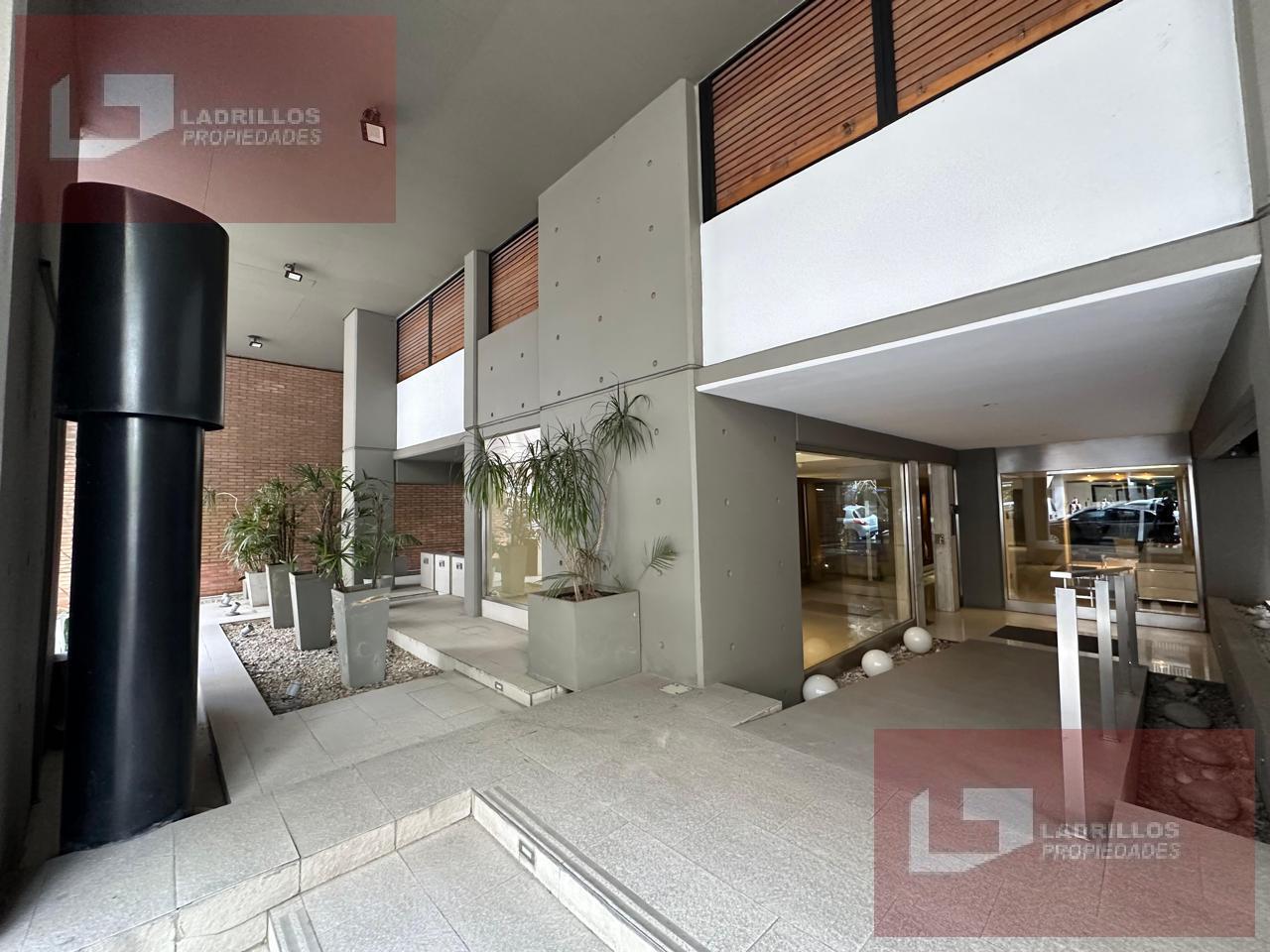 Foto de OPORTUNIDAD! ALQUILER 3 AMB 135 M² C/ COCHERA, imagen 1