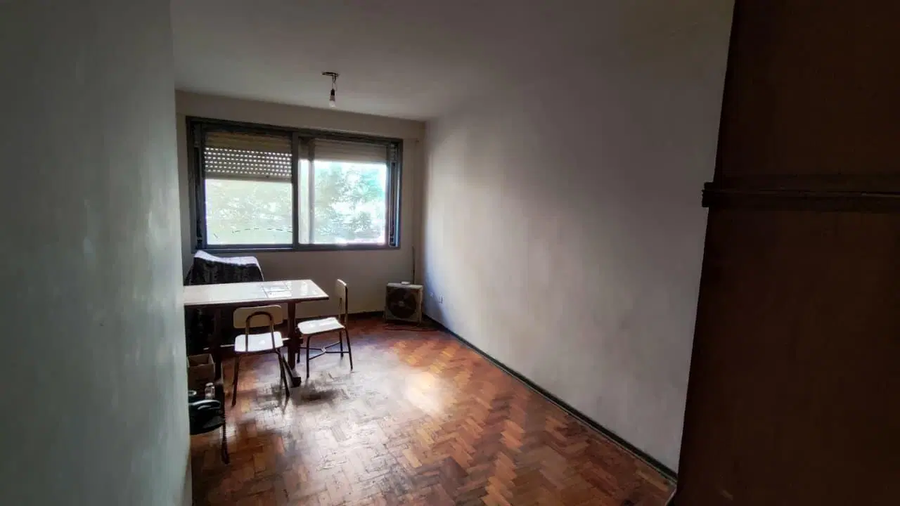 Departamento en Monte Castro 5