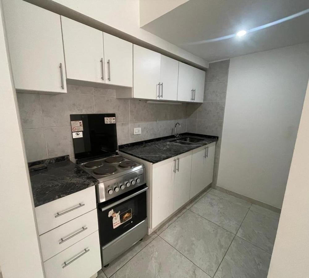 Foto de VENTA - DEPARTAMENTO 2 AMBIENTES- FLORESTA, imagen 2