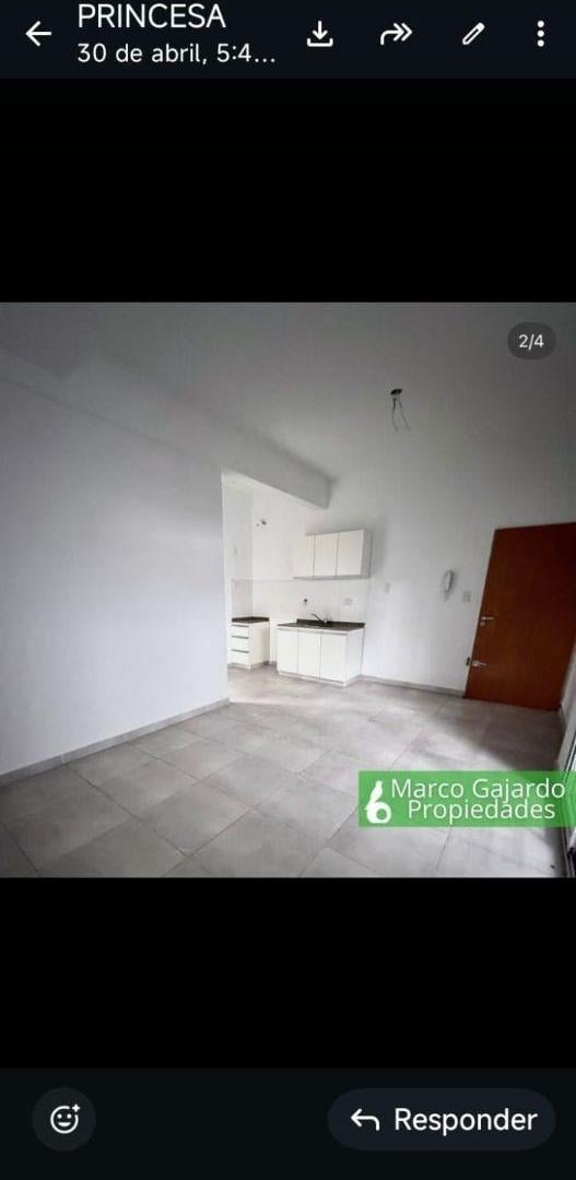Foto de Venta Depto Planta con Patio a ESTRENAR en Villa Luzuriaga, imagen 2