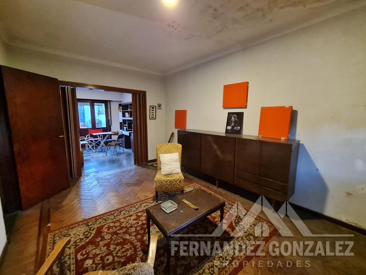 Foto de Lote con 3 casas en bloque con fondo a Mts. de Av. Alsina, imagen 4