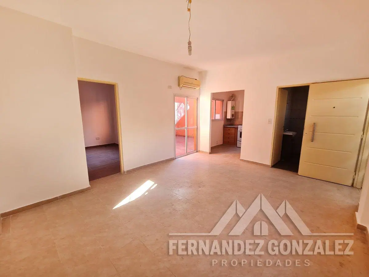 PH 2 Amb. a Nuevo con Patio en Banfield Este – Sin Expensas y Listo para Mudarse 3