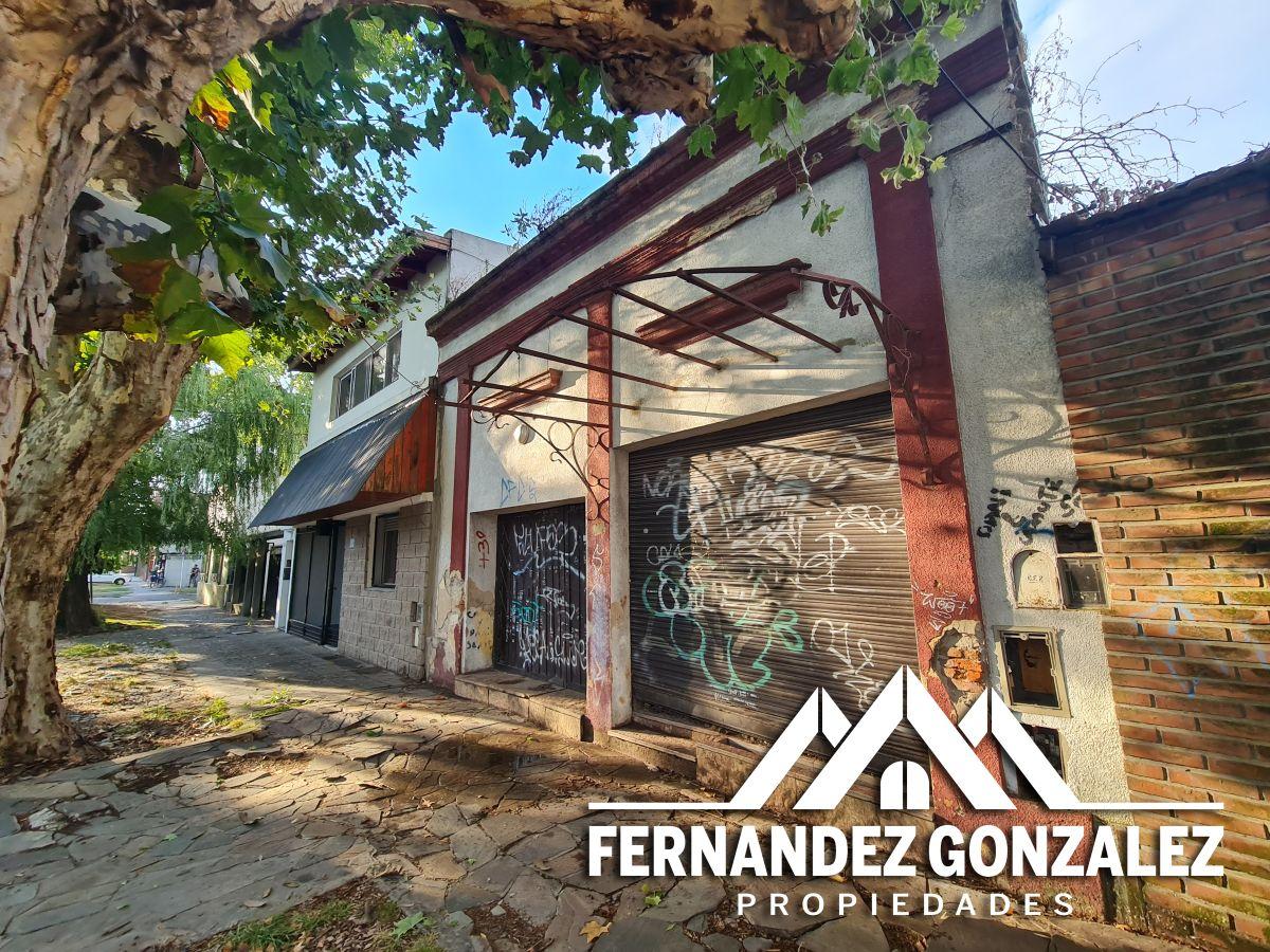Venta de lote de terreno único en zona residencial de Banfield Este de 374 M2