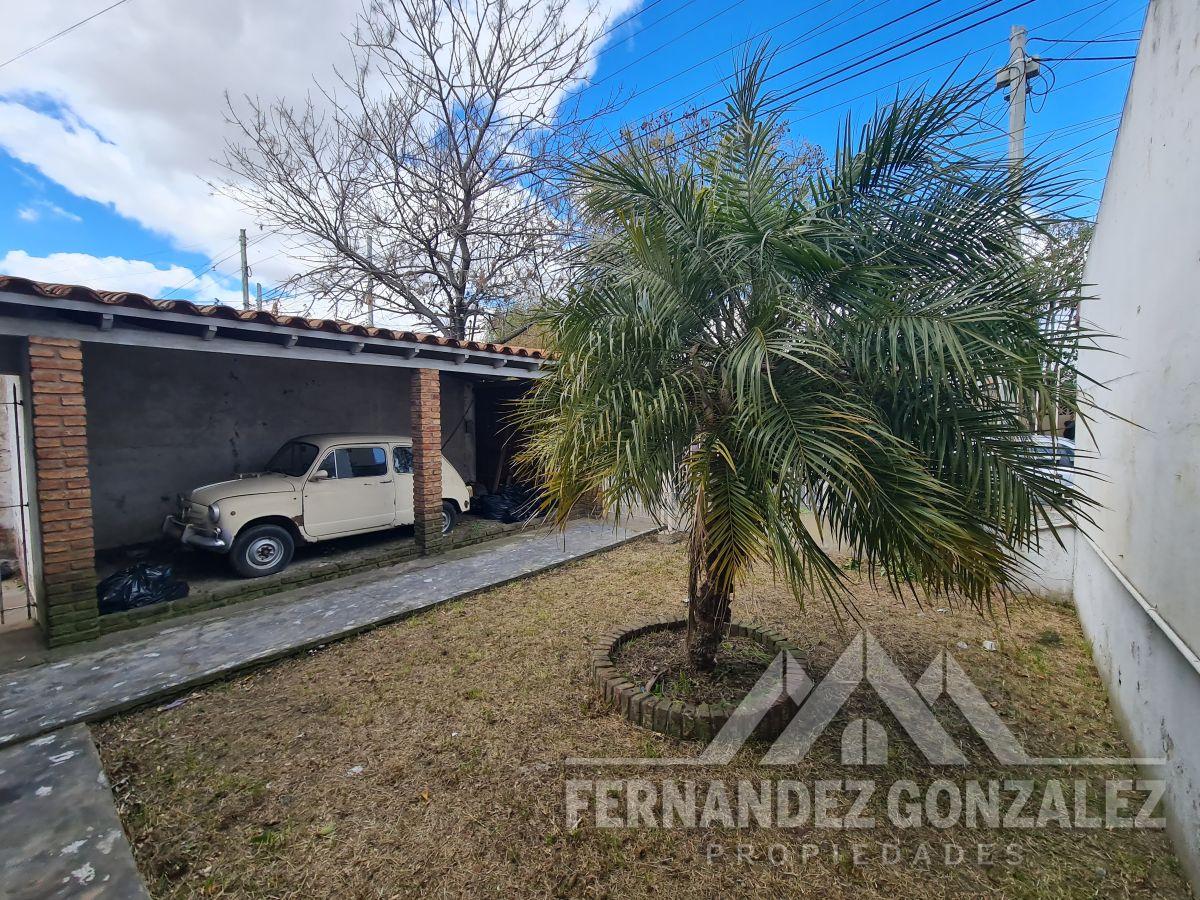 Foto de Casa de 105 m² con 2 dormitorios, entrada de auto y fondo libre en, imagen 5