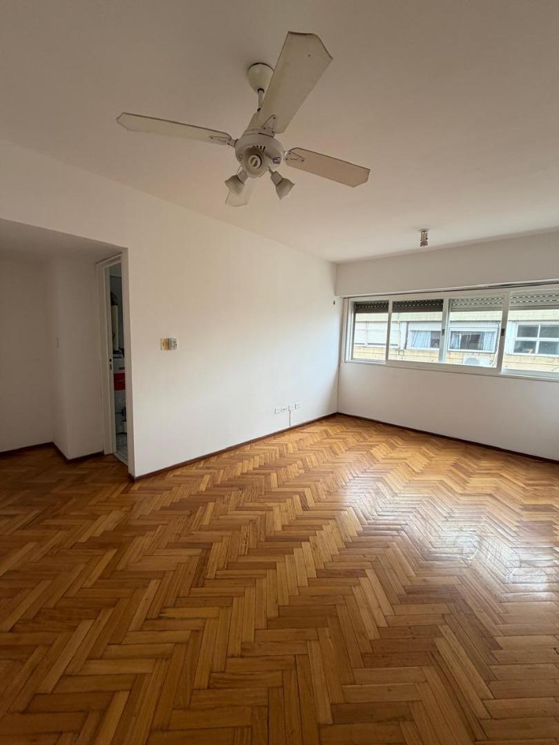 Foto de EXCELENTE DEPARTAMENTO 2 AMBIENTES AMPLIOS!!, imagen 3