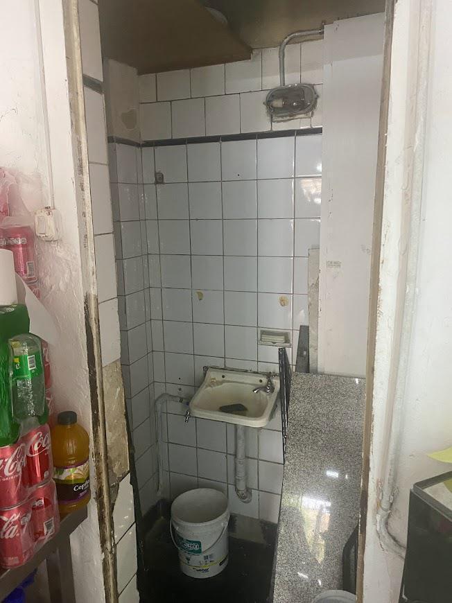 Local Vía Pública con Vidriera Foco Comercial 3
