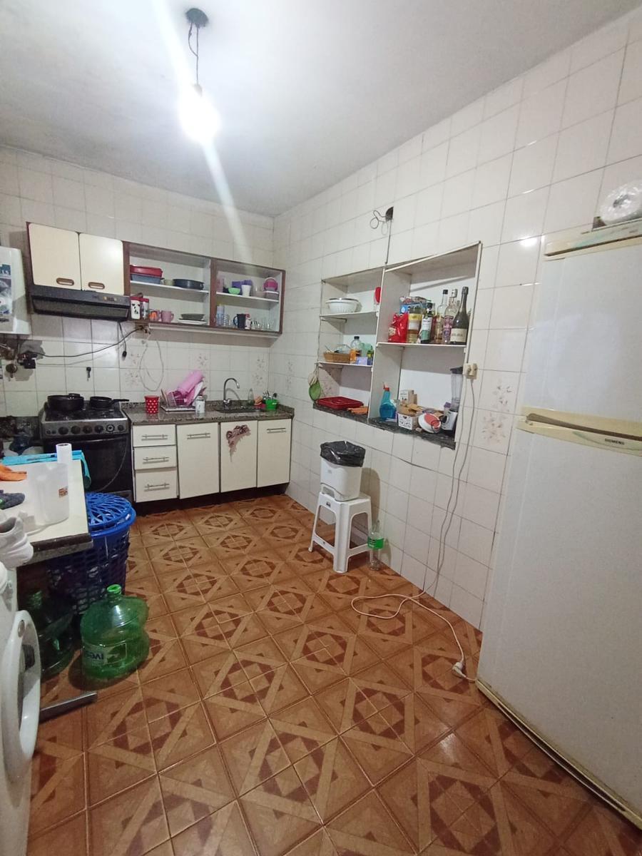 Casa 7 Ambientes en Venta - Pompeya 3