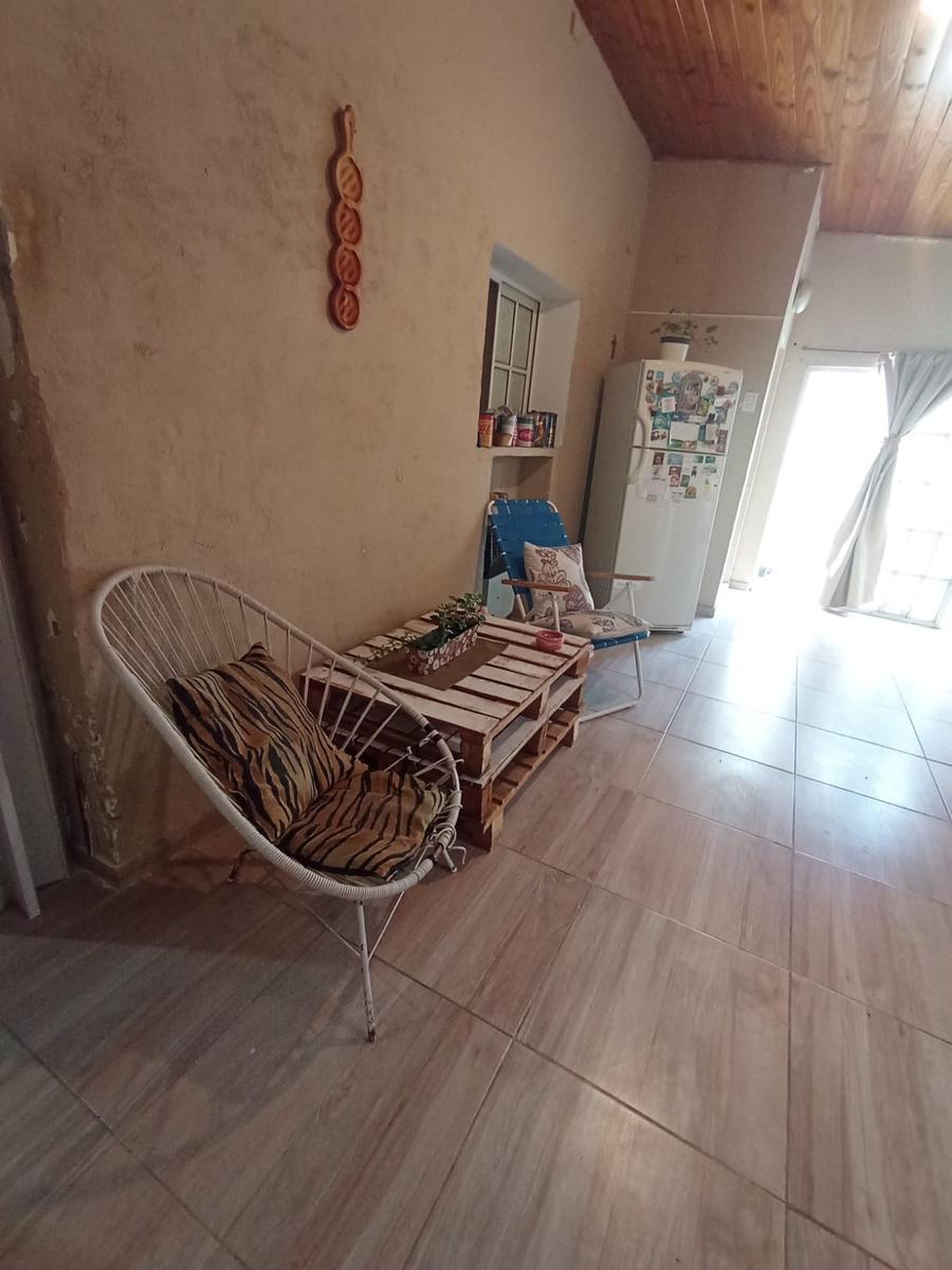 Casa 7 Ambientes en Venta - Pompeya 4