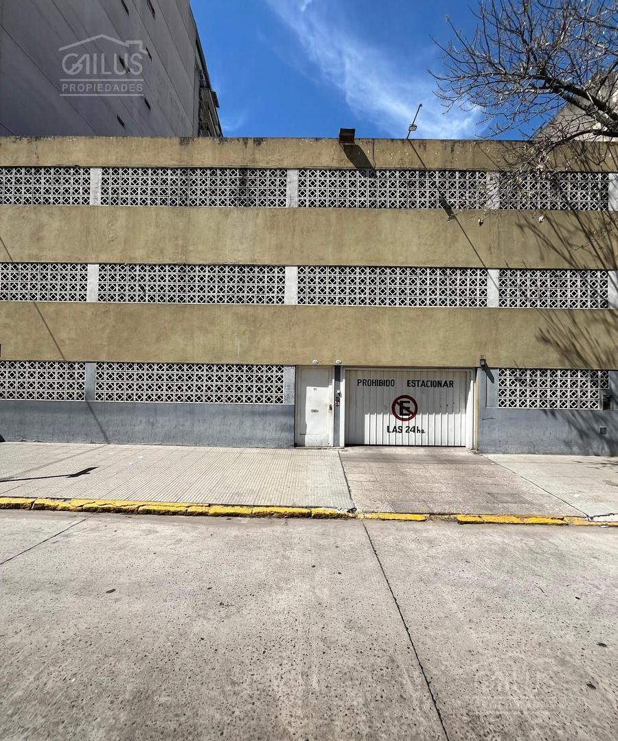 Cochera en venta en Boedo ( Maza al 1200)