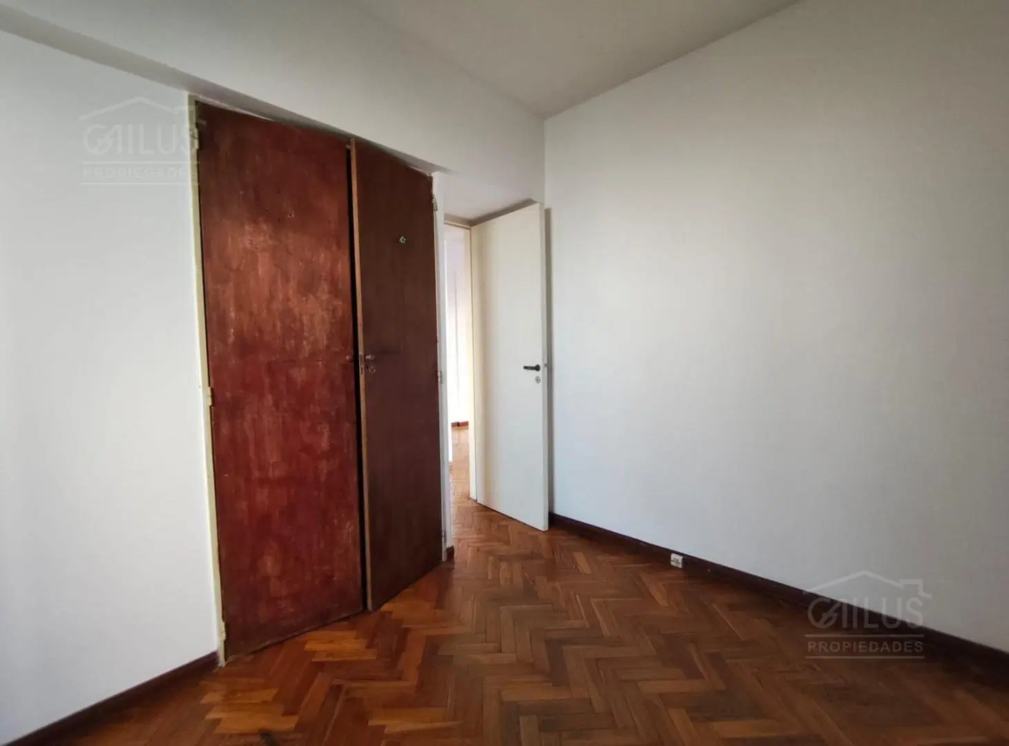 Departamento en Venta en Monserrat (Solís al 900) de 3 Amb. 5